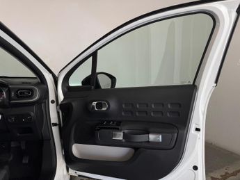 Citroen C3 1.2 PureTech PLUS EAT6 Euro 6 (s/s) 5dr