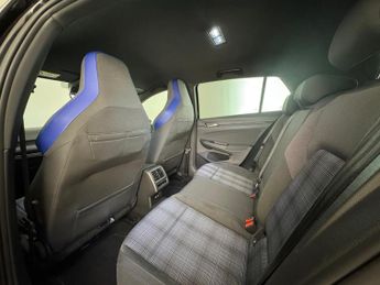 Volkswagen Golf 1.4 TSI 13kWh GTE DSG Euro 6 (s/s) 5dr