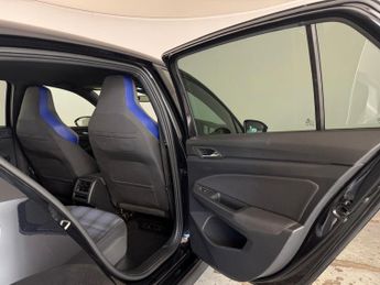 Volkswagen Golf 1.4 TSI 13kWh GTE DSG Euro 6 (s/s) 5dr