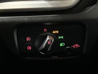 Audi A3 2.0 TDI S line Sportback S Tronic Euro 6 (s/s) 5dr (Nav)