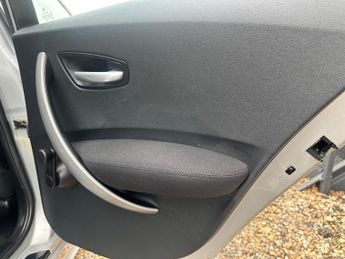 BMW 1 Series 2.0 118i SE Steptronic Euro 4 5dr