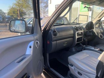 Jeep Cherokee 3.7 V6 Limited 4x4 5dr
