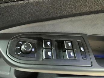 Volkswagen Golf 1.5 eTSI MHEV R-Line DSG Euro 6 (s/s) 5dr