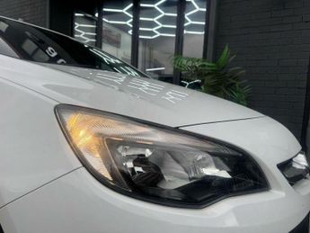 VAUXHALL ASTRA 1.3 CDTi ecoFLEX Design Sports Tourer 5dr Diesel Manual Euro 5 (