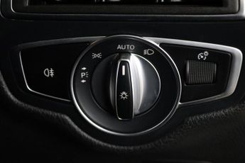 Mercedes-Benz C Class 2.0 C220d AMG Line (Premium) G-Tronic+ Euro 6 (s/s) 4dr