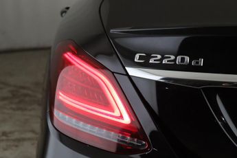 Mercedes-Benz C Class 2.0 C220d AMG Line (Premium) G-Tronic+ Euro 6 (s/s) 4dr