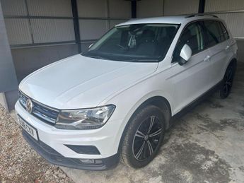 Volkswagen Tiguan 2.0 TDI SE Navigation Euro 6 (s/s) 5dr
