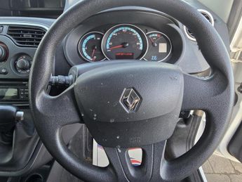 Renault Kangoo Maxi ZE LL21 33kWh Business Crew Van Auto L3 H1 4dr (i)