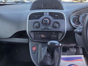 Renault Kangoo Maxi ZE LL21 33kWh Business Crew Van Auto L3 H1 4dr (i)