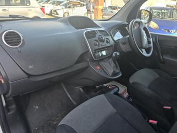 Renault Kangoo Maxi ZE LL21 33kWh Business Crew Van Auto L3 H1 4dr (i)