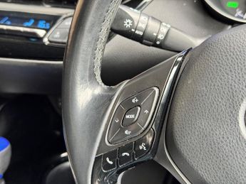 Toyota C-HR 1.8 VVT-h Dynamic CVT Euro 6 (s/s) 5dr