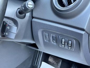 Renault Captur 1.5 dCi ENERGY Dynamique S Nav EDC Euro 6 (s/s) 5dr