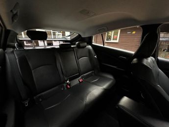 Toyota Prius 1.8 VVT-h Excel CVT Euro 6 (s/s) 5dr (15in Alloy)