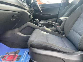 Hyundai TUCSON 1.7 CRDi Blue Drive SE DCT Euro 6 (s/s) 5dr