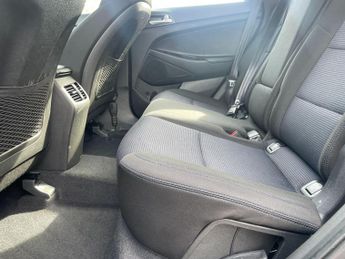 Hyundai TUCSON 1.7 CRDi Blue Drive SE DCT Euro 6 (s/s) 5dr