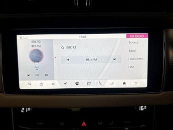 Jaguar XF 2.0i Prestige Auto Euro 6 (s/s) 4dr