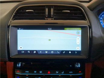 Jaguar F-PACE 5.0 V8 SVR Quickshift AWD Euro 6 (s/s) 5dr