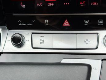Audi e-tron 50 Sport Auto quattro 5dr 71.2kWh
