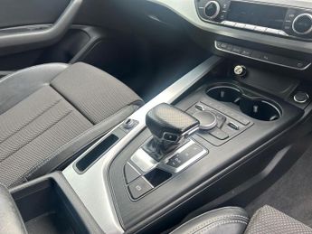 Audi A4 Avant 2.0 TDI S line S Tronic quattro Euro 6 (s/s) 5dr
