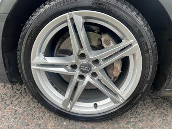 Audi A4 Avant 2.0 TDI S line S Tronic quattro Euro 6 (s/s) 5dr