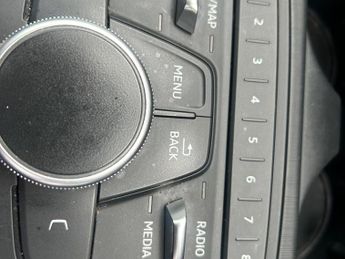 Audi A4 Avant 2.0 TDI S line S Tronic quattro Euro 6 (s/s) 5dr