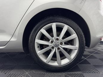 Volkswagen Golf 2.0 TDI BlueMotion Tech GT DSG Euro 5 (s/s) 5dr