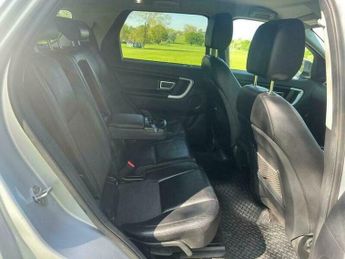 Land Rover Discovery Sport 2.0 TD4 SE Auto 4WD Euro 6 (s/s) 5dr