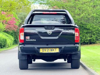 Nissan Navara 2.3 dCi N-Guard Auto 4WD Euro 6 4dr