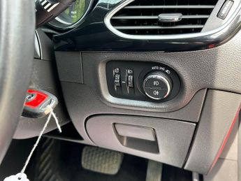 Vauxhall Astra 1.4i Turbo SRi Auto Euro 6 (s/s) 5dr