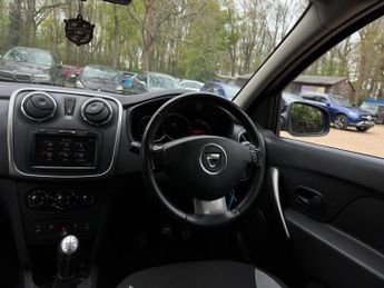 Dacia Sandero Stepway 1.5 dCi Laureate Euro 5 5dr