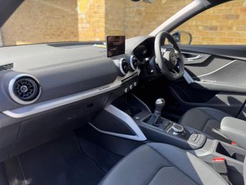 Audi Q2 1.5 TFSI CoD 35 Black Edition Euro 6 (s/s) 5dr