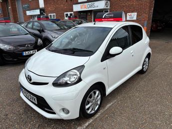 Toyota AYGO 1.0 VVT-i Mode Euro 5 5dr