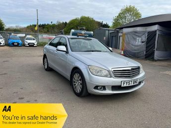 Mercedes C Class 2.1 C220 CDI Elegance Auto Euro 4 4dr