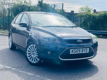 Ford Focus 1.6 Titanium 5dr