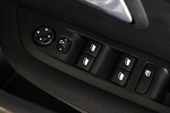 Peugeot 208 1.2 PureTech Active Premium Euro 6 (s/s) 5dr