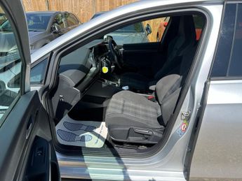 Volkswagen Golf 2.0 TDI GTD DSG Euro 6 (s/s) 5dr
