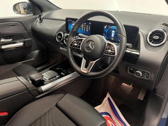 Mercedes-Benz GLA 1.3 GLA200 MHEV Sport (Executive) 7G-DCT Euro 6 (s/s) 5dr
