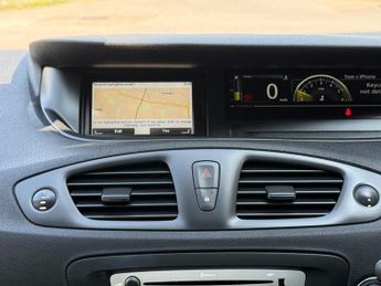 Renault Scenic 1.5 dCi ENERGY Limited Euro 5 (s/s) 5dr