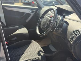 Citroen Grand C4 Picasso 1.6 HDi VTR+ EGS6 Euro 4 5dr