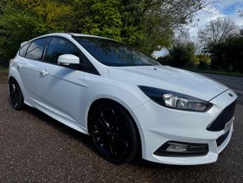 Ford Focus 2.0 TDCi ST-2 Euro 6 (s/s) 5dr