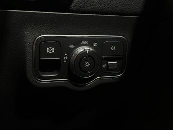 Mercedes-Benz B Class 1.3 B200 AMG Line (Executive) 7G-DCT Euro 6 (s/s) 5dr