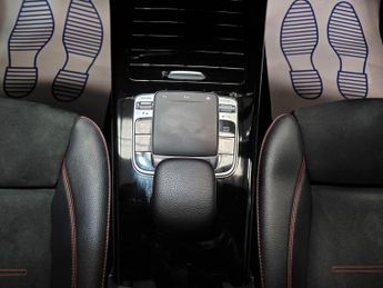 Mercedes-Benz A Class 2.0 A220 AMG Line (Premium Plus) 7G-DCT Euro 6 (s/s) 5dr