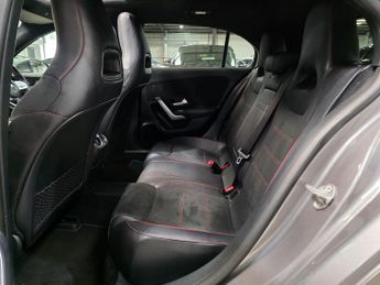 Mercedes-Benz A Class 2.0 A220 AMG Line (Premium Plus) 7G-DCT Euro 6 (s/s) 5dr