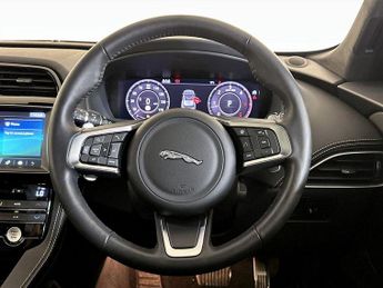 Jaguar F-PACE 2.0 D240 Chequered Flag Auto AWD Euro 6 (s/s) 5dr