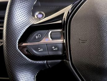 Peugeot E-2008 50kWh GT Auto 5dr (7kW Charger)