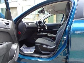 Renault Arkana 1.3 TCe MHEV Iconic EDC 2WD Euro 6 (s/s) 5dr