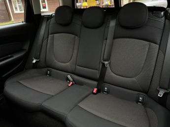 MINI Clubman 1.5 Cooper Euro 6 (s/s) 6dr