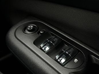 MINI Clubman 1.5 Cooper Euro 6 (s/s) 6dr