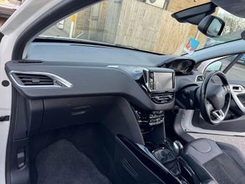 Peugeot 2008 1.6 BlueHDi Allure Euro 6 5dr