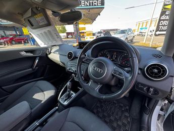 Audi A1 1.4 TFSI Sport Sportback S Tronic Euro 5 (s/s) 5dr